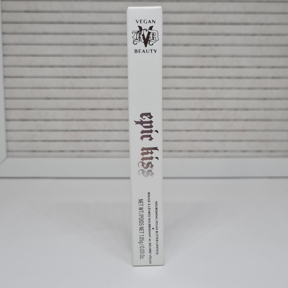 KVD Beauty: Epic Kiss | The Female Gaze - Picture 2 of 9